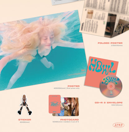 CHUU Mini Album Vol. 1 – Howl (Random)