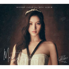 Load image into Gallery viewer, MISAMO - 1st Mini Album: Masterpiece (Japanese Edition)
