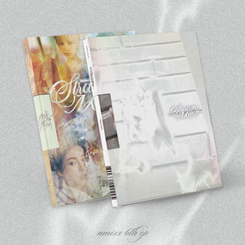 PRE-ORDER: NMIXX 6th EP Album - Strange Muse (Random)